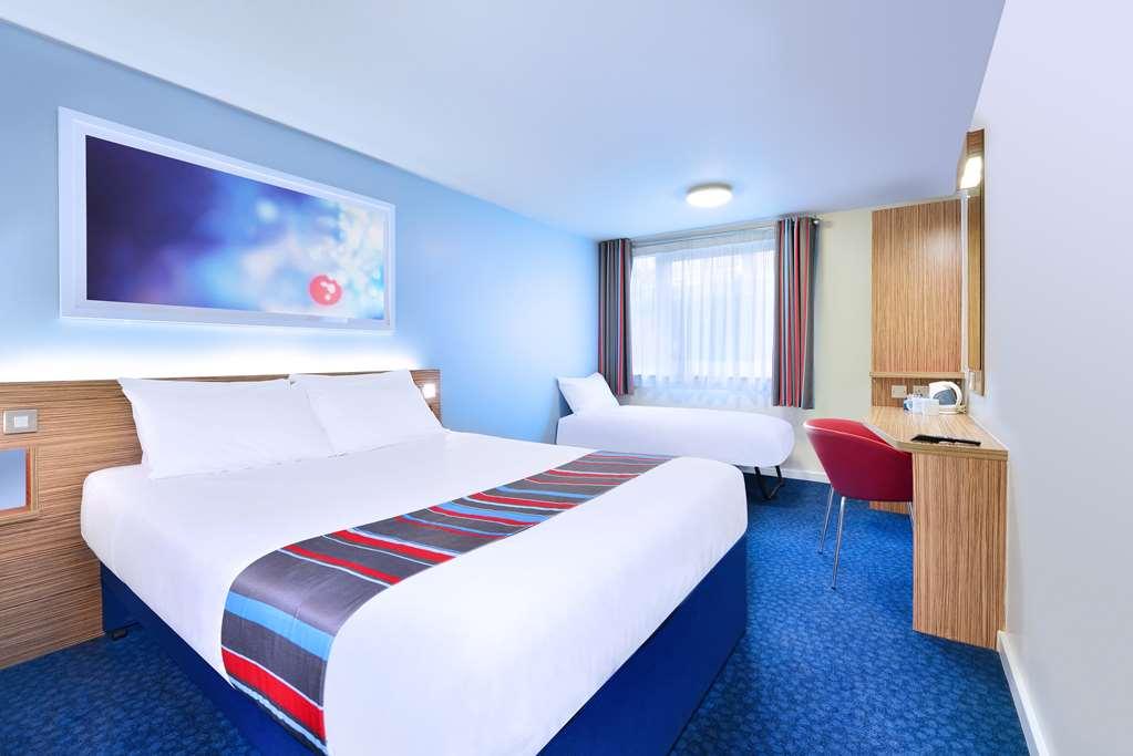 Travelodge London Wimbledon Morden Morden  客房 照片